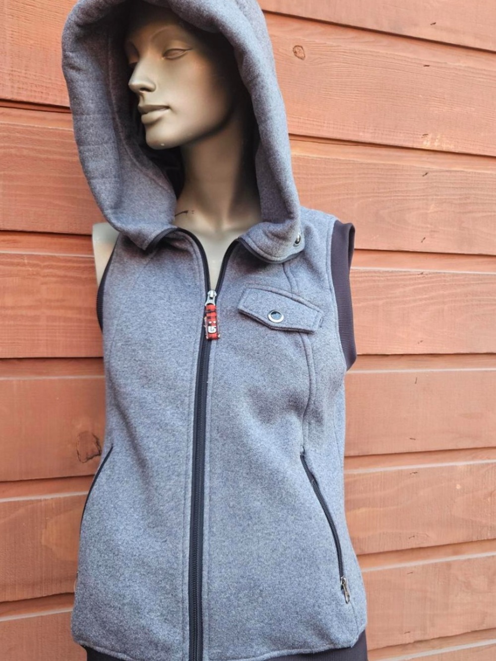Burton vest
